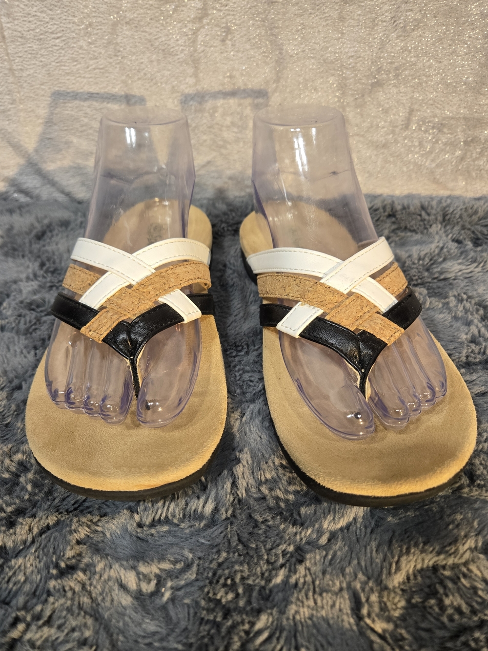 Spenco, Women’s Cork-Accent Thong Sandals in Black and White, Sz 7
